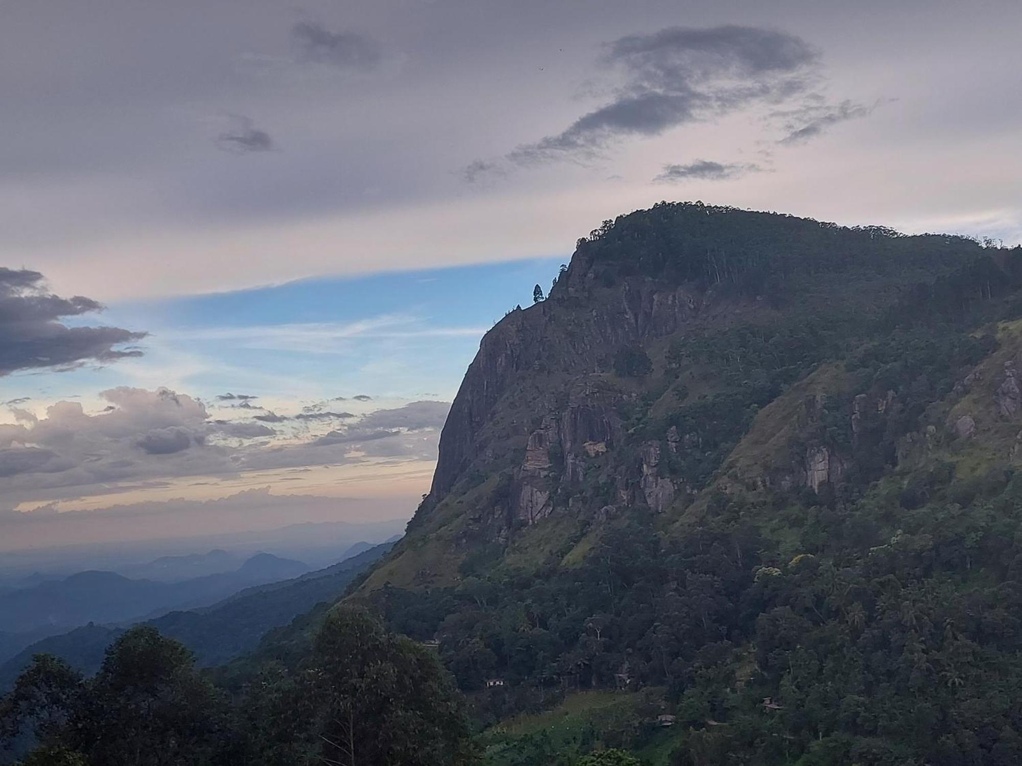 Meditation Monastery Stay إيلا المظهر الخارجي الصورة