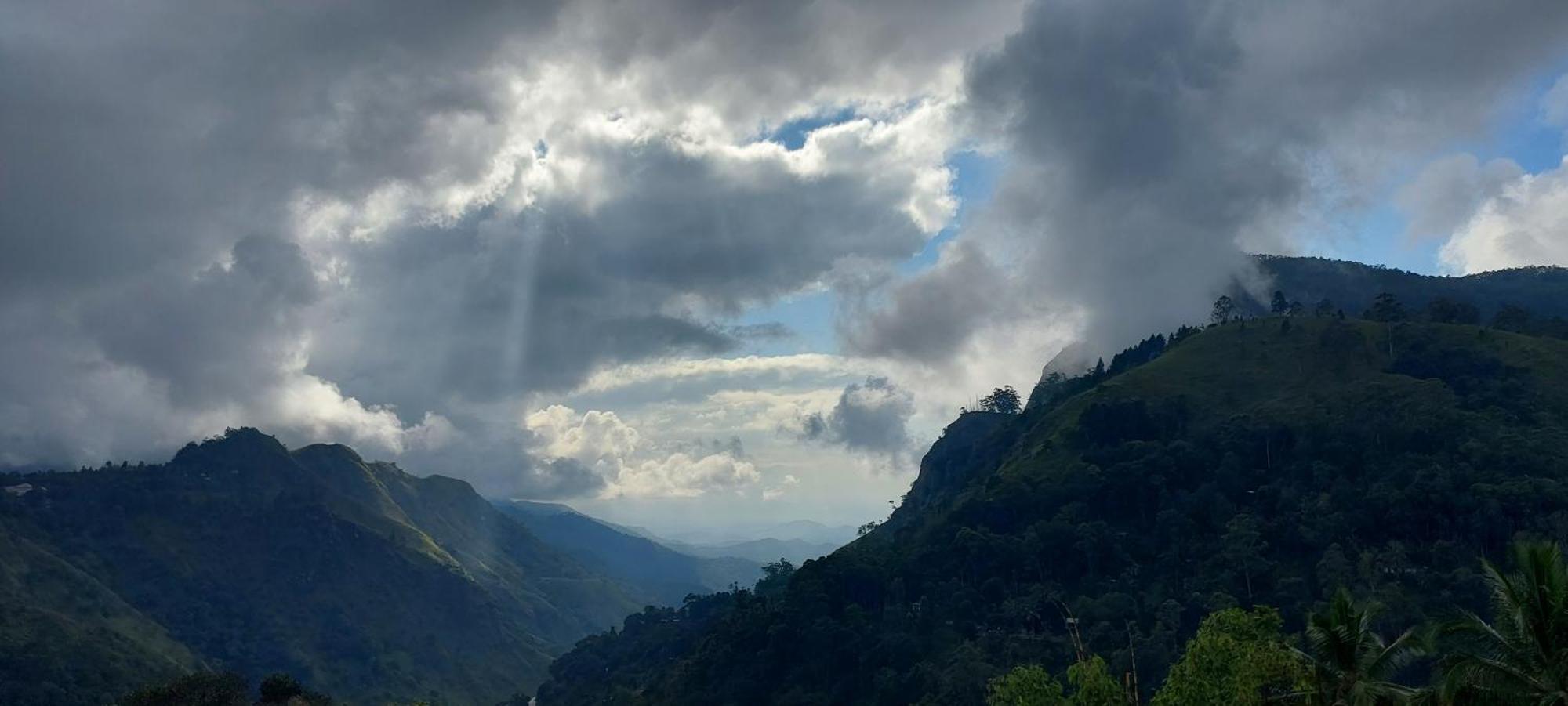 Meditation Monastery Stay إيلا المظهر الخارجي الصورة